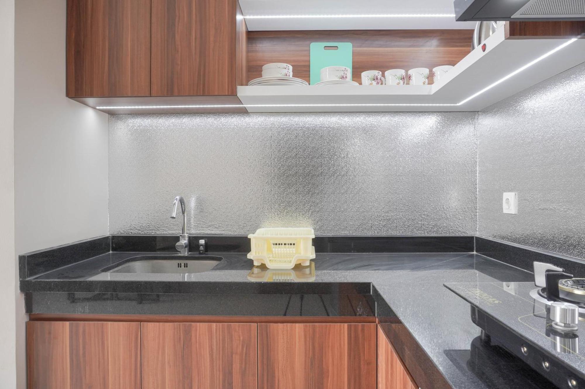 And Fancy 1br At Ciputra International By Travelio Apartment Jakarta
